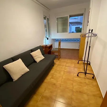 Casa Con Piscina Y Amplia Terraza 펜션